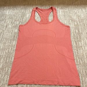 Lululemon Swiftly Tech Tank size 6
